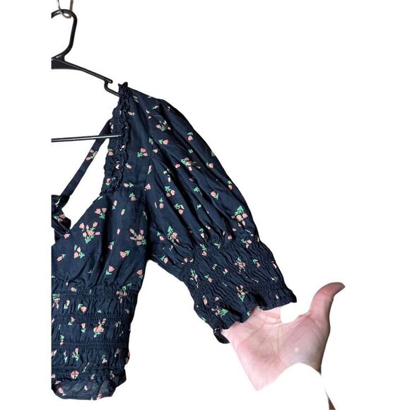 Urban Outfitters Flower Print Peasant Style Crop Top‎ Size Small - Picture 3 of 8